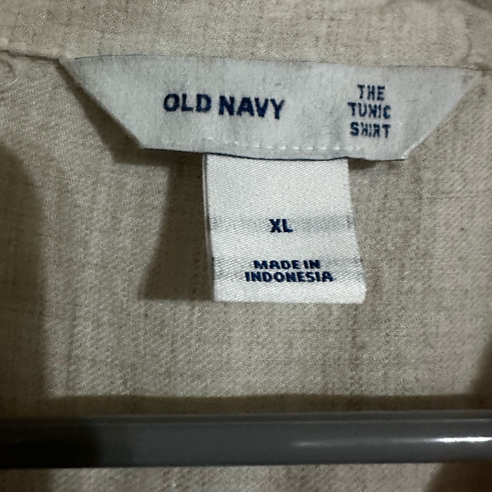 Old Navy ladies tunic shirt extra large.